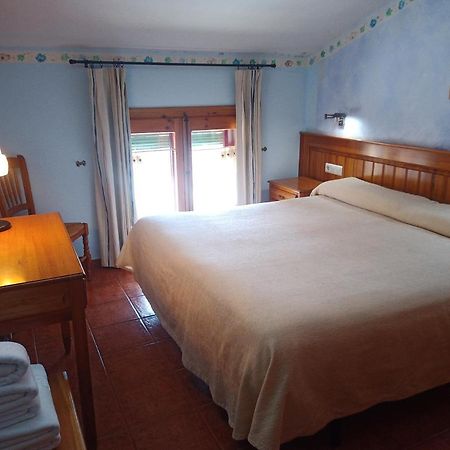 Hotel La Botiga Prades Buitenkant foto