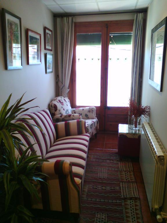 Hotel La Botiga Prades Buitenkant foto